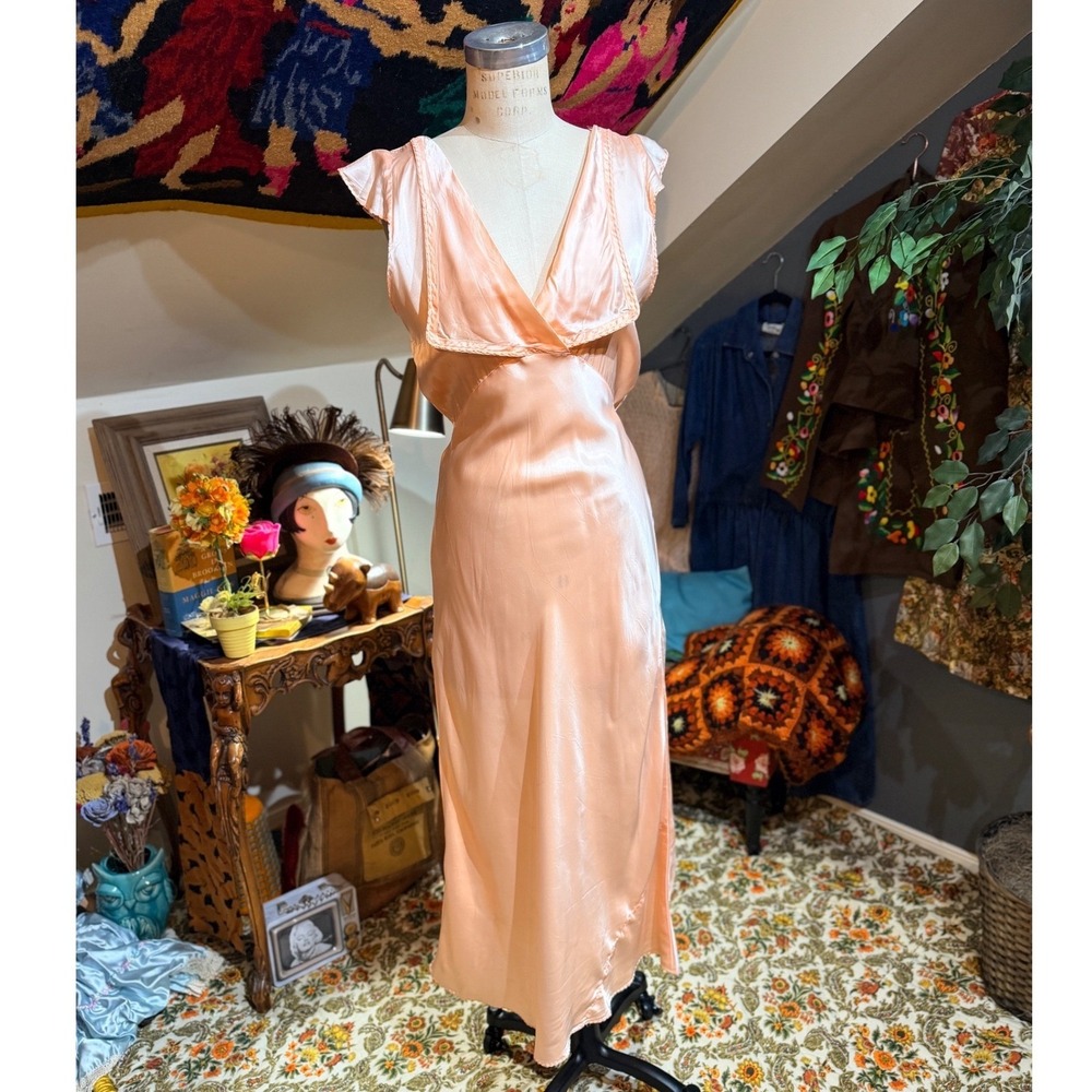 Vintage early 1930s Peach Satin Slip Dress Bias Cut Boudoir Gown - RARE size L